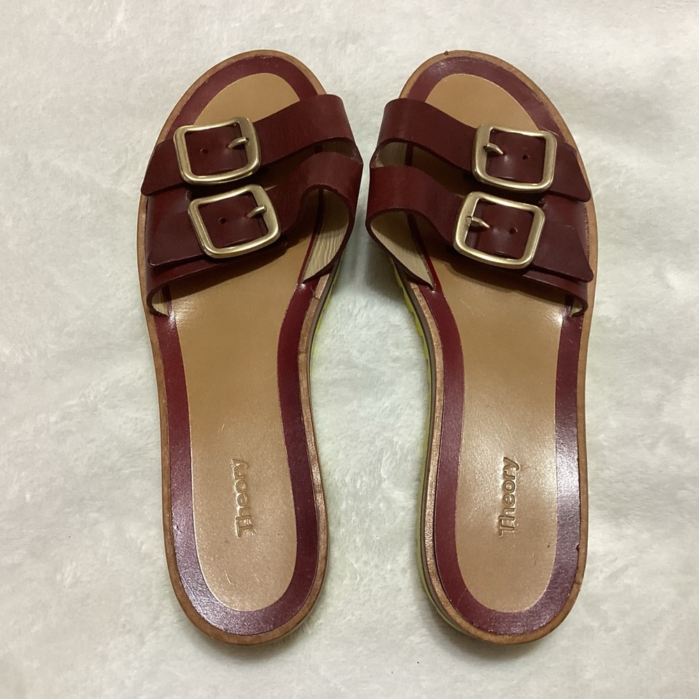 Theory Sandals NO SIZE MEASURES AROUND SIZE 9 - 9.5 Burgundy dual buckle slides
